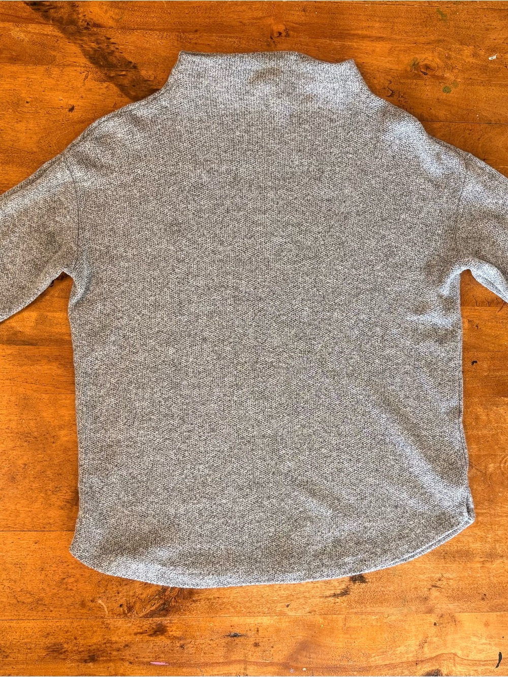Old Navy Woman’s Light Gray Turtleneck Sweater